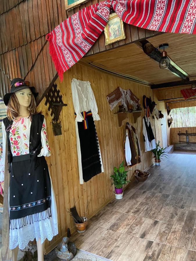 Lângă Stână Curtea de Argeş Exterior foto
