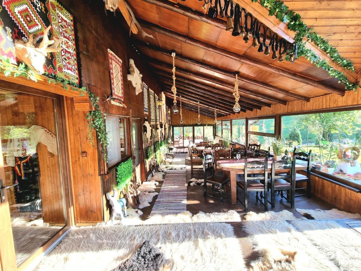 Lângă Stână Curtea de Argeş Exterior foto