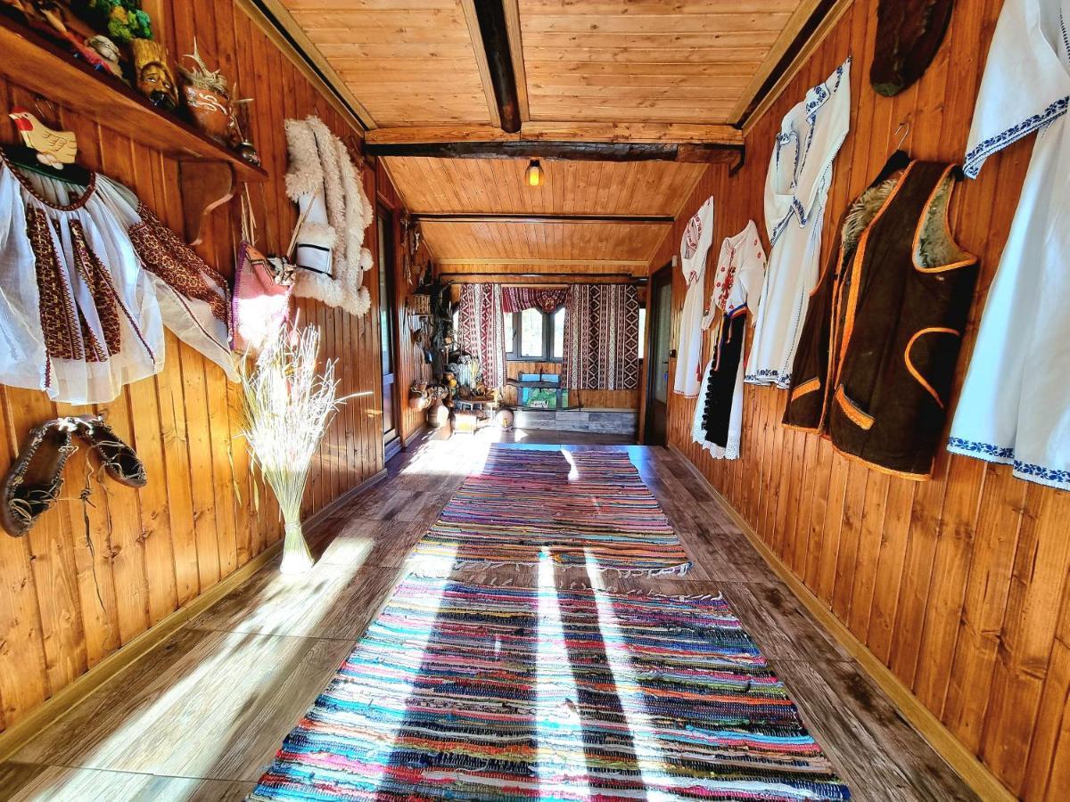 Lângă Stână Curtea de Argeş Exterior foto
