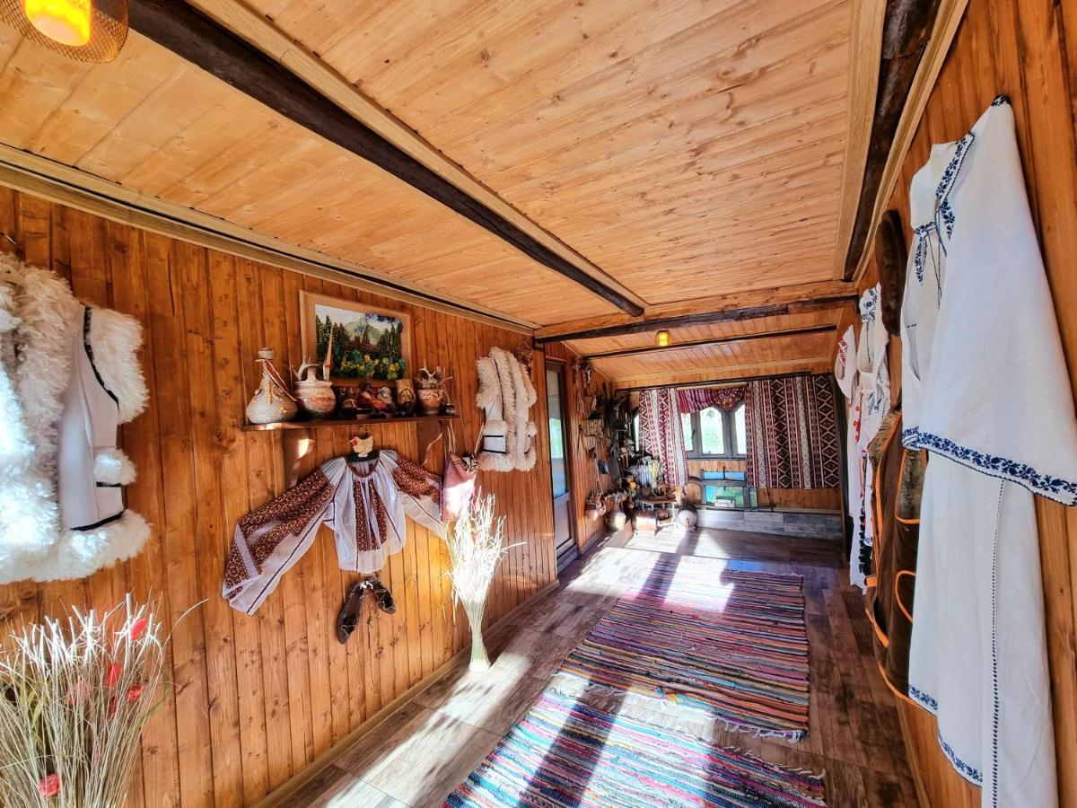 Lângă Stână Curtea de Argeş Exterior foto